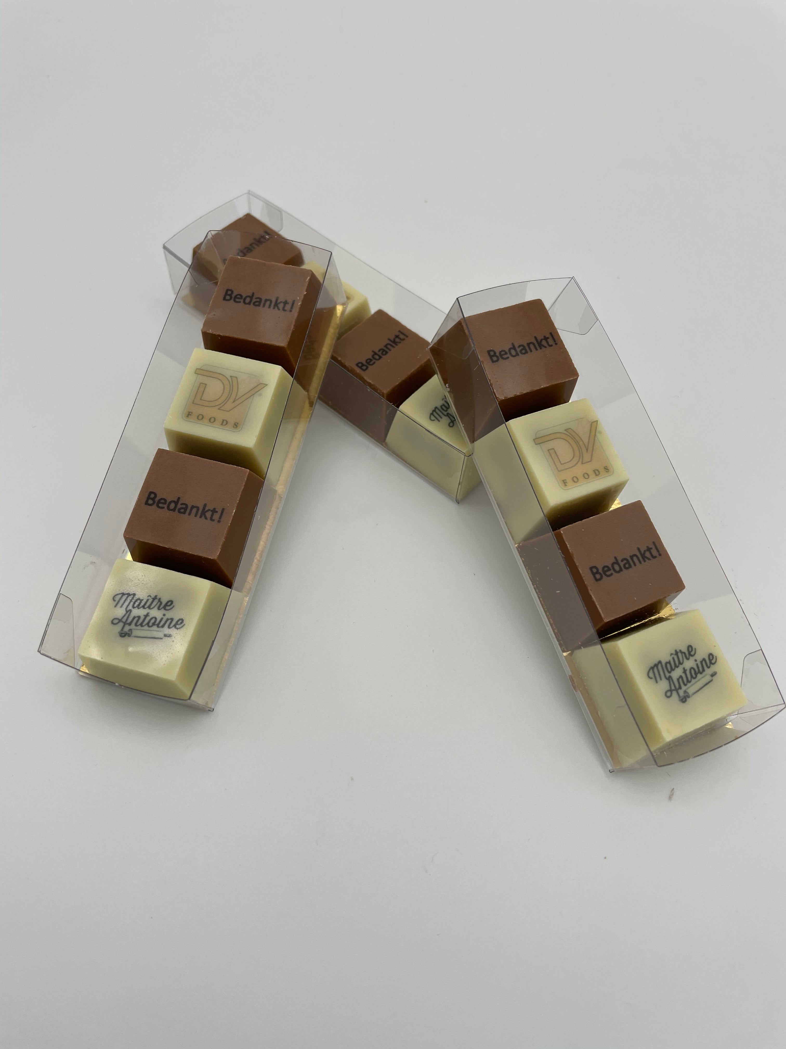 Geschenkdoosje met 4 pralines 10st